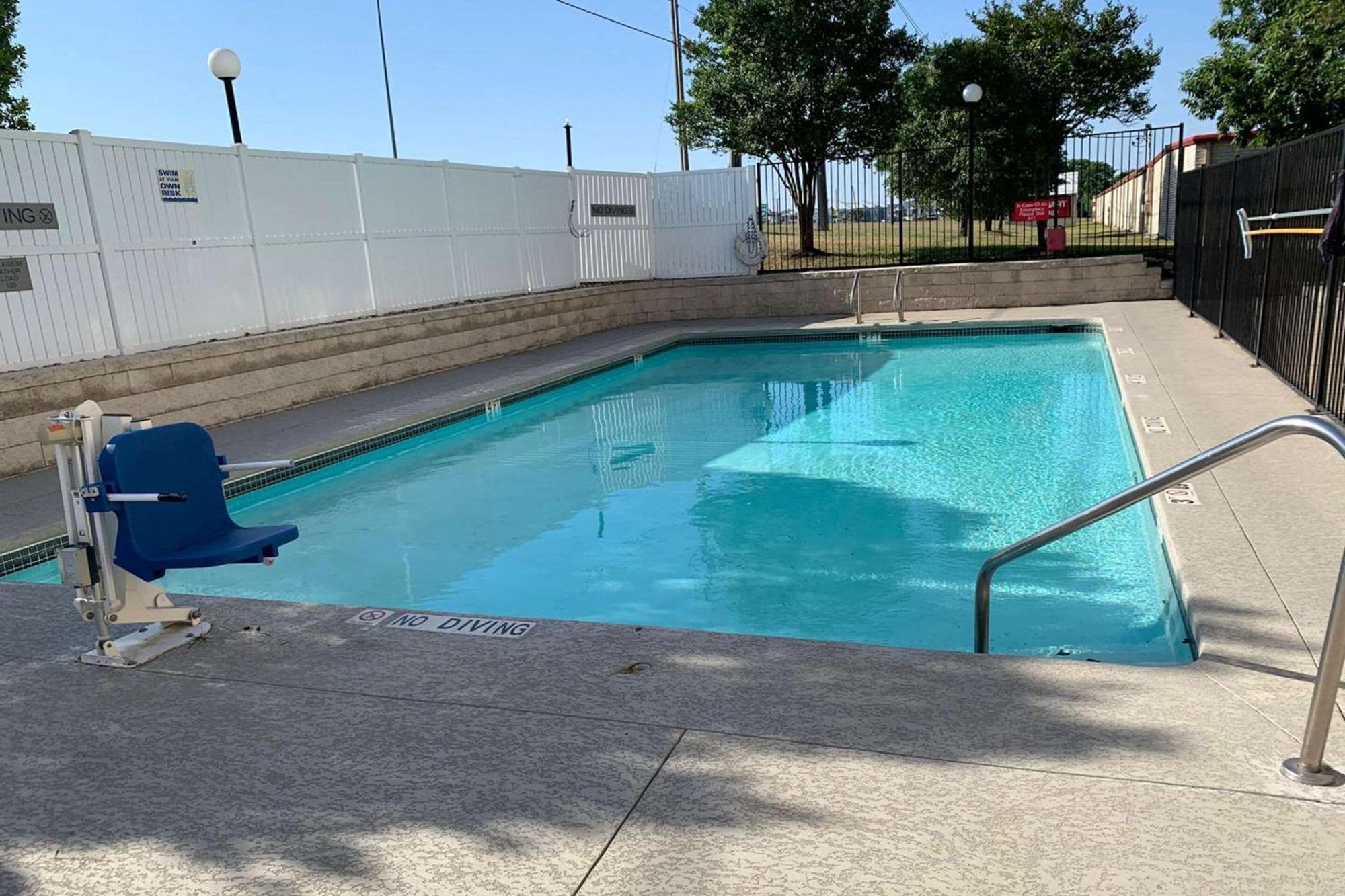 Country Inn & Suites By Radisson, Austin North Pflugerville , Tx Round Rock Exteriör bild